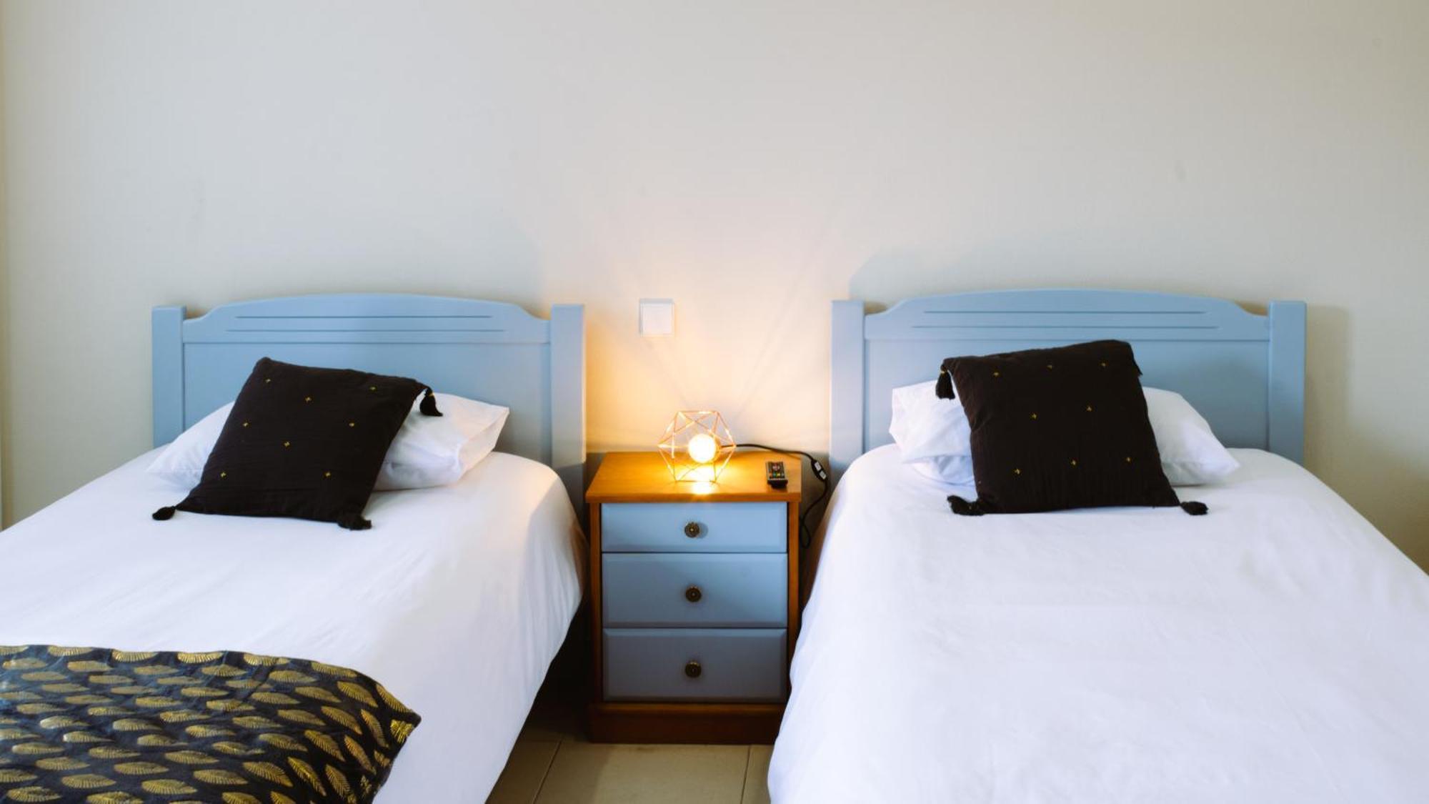 Cova De Lobo Hotel Батала Екстериор снимка