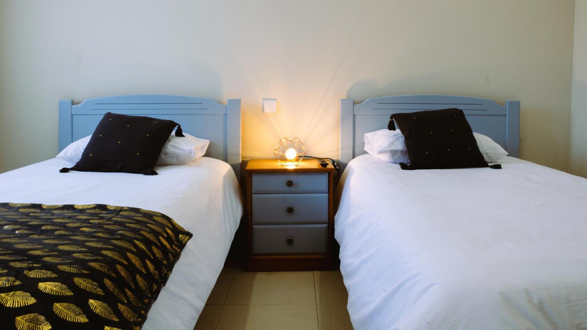 Cova De Lobo Hotel Батала Екстериор снимка