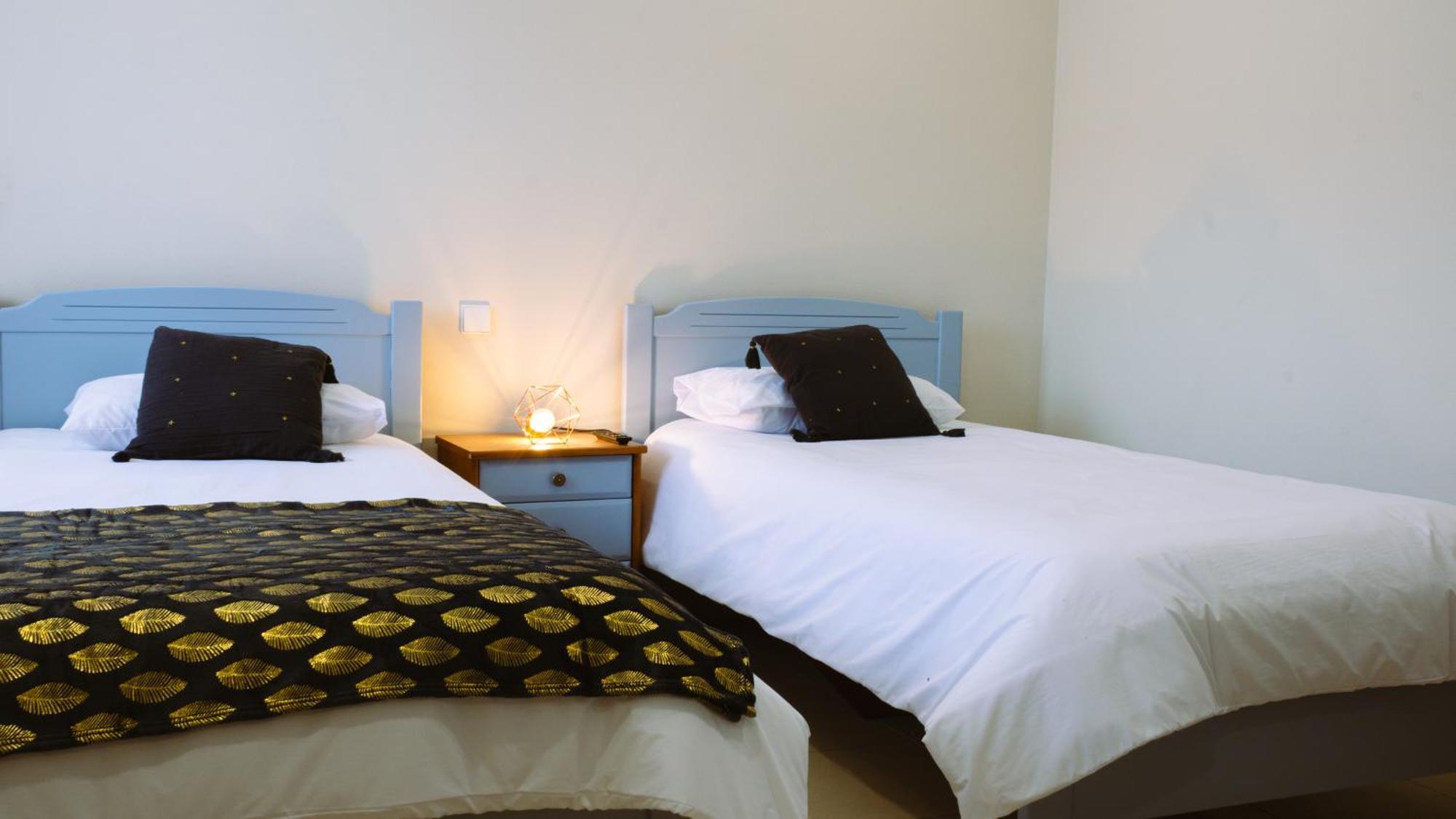 Cova De Lobo Hotel Батала Екстериор снимка